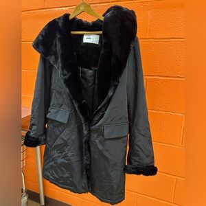 Jane Post Black Faux Fur Puffer Stadium Coat Size Medium Color Black